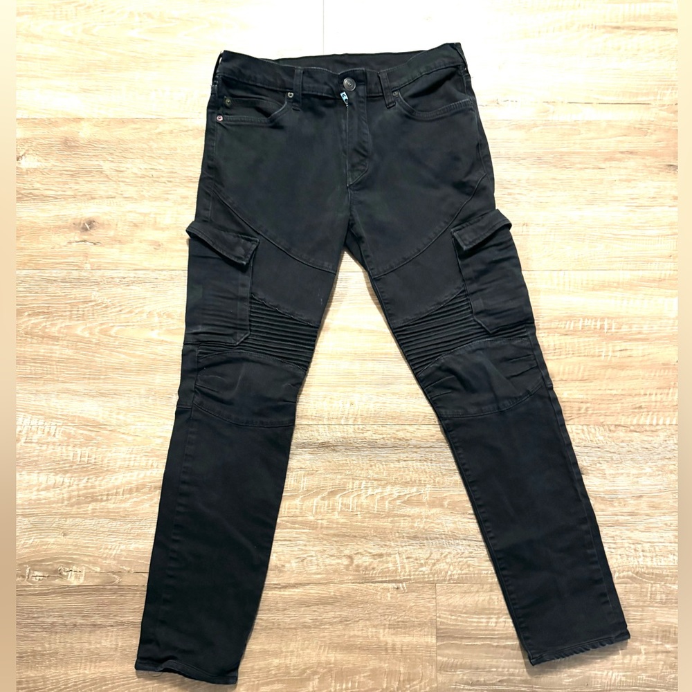 True Religion Men’s Rocco Relaxed Skinny Denim Jeans 32